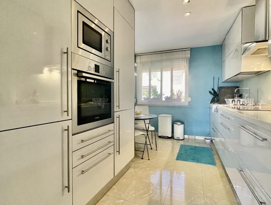 duplex-penthouse-in-nagueles-golden-mile-img_2568