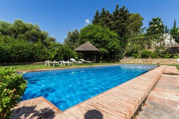 Bellissima villa rustica recentemente ristrutturata a Benahavis
