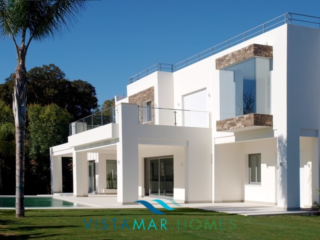 Villa contemporánea en Casasola, Guadalmina Baja