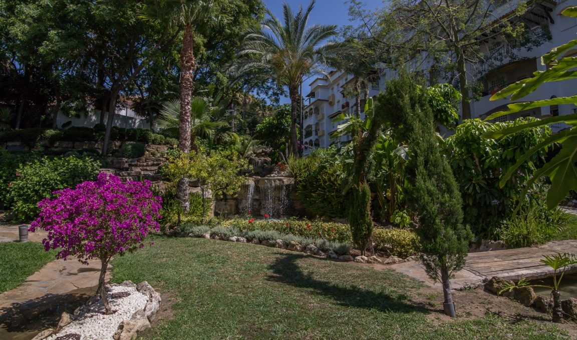 vistamarhomes.com-urb. hacienda de los nagüeles img_3696