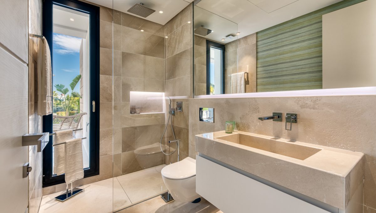 project-villas-in-altos-de-puente-romano-golden-mile-area-8.-dorm 2 baño-1