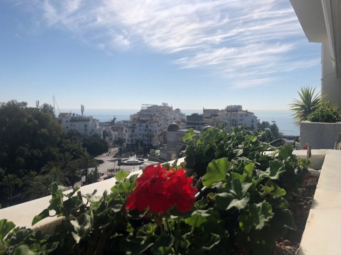 Magnificent penthouse in the heart of Puerto Banus