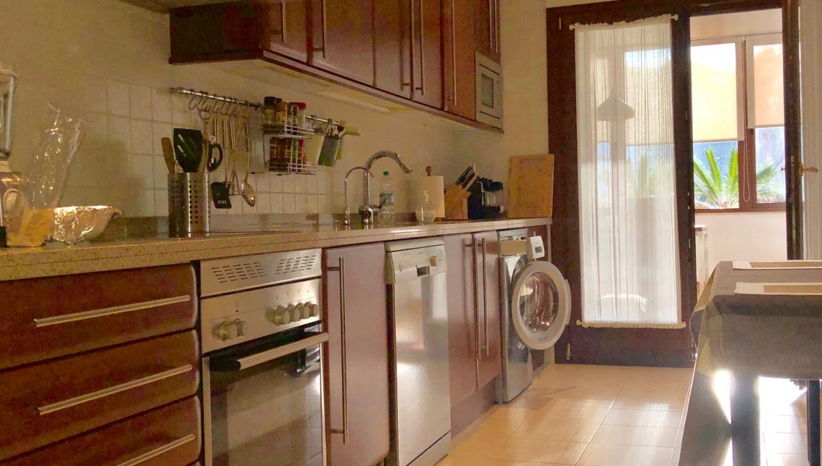 large-cosy-garden-apartment-in-nagueles-golden-mile-marbella-img_2080-1