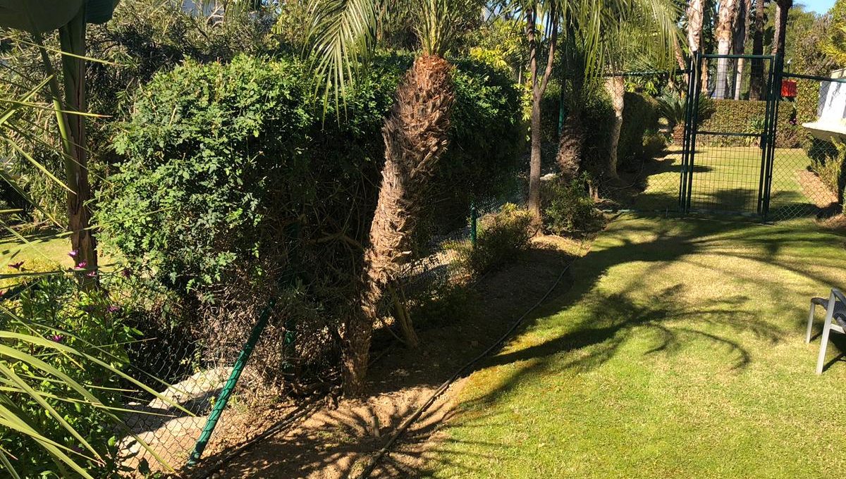 large-cosy-garden-apartment-in-nagueles-golden-mile-marbella-photo-2019-11-14-15-31-10-2