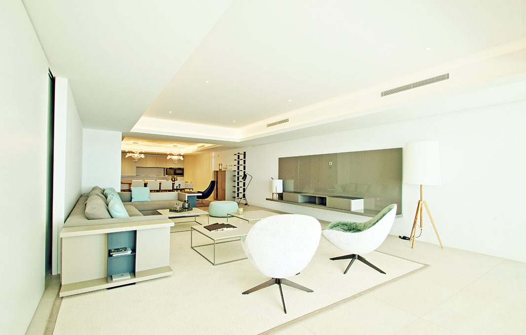first-line-beach-contemporary-apartments-in-estepona-darya_barray_005-1