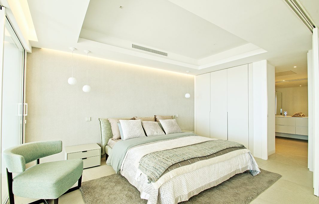 first-line-beach-contemporary-apartments-in-estepona-darya_barray_006-1