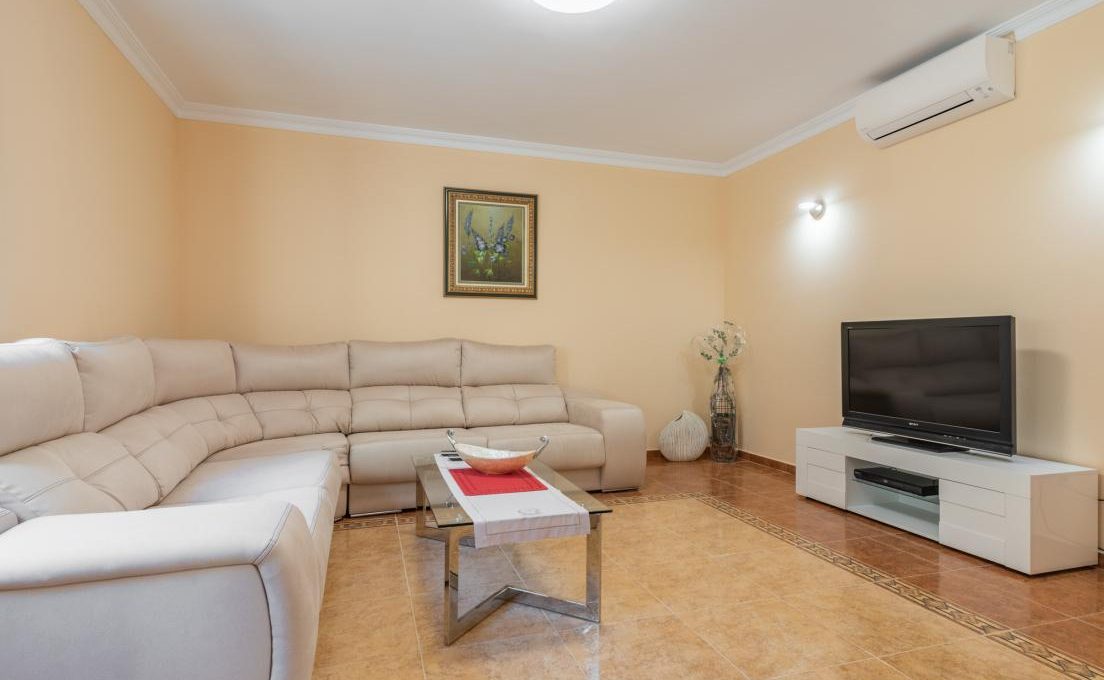 luxury-villa-in-hacienda-las-chapas-marbella-19