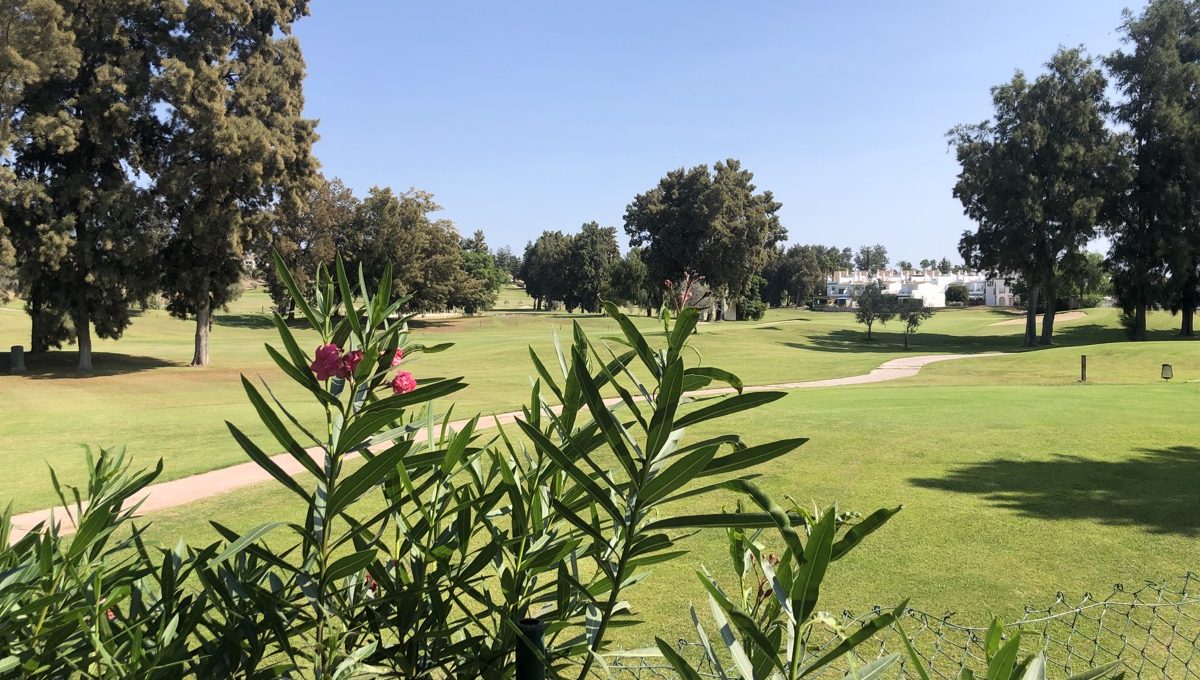 first-line-golf-garden-apartment-in-mijas-la-siesta-golf-img_9068