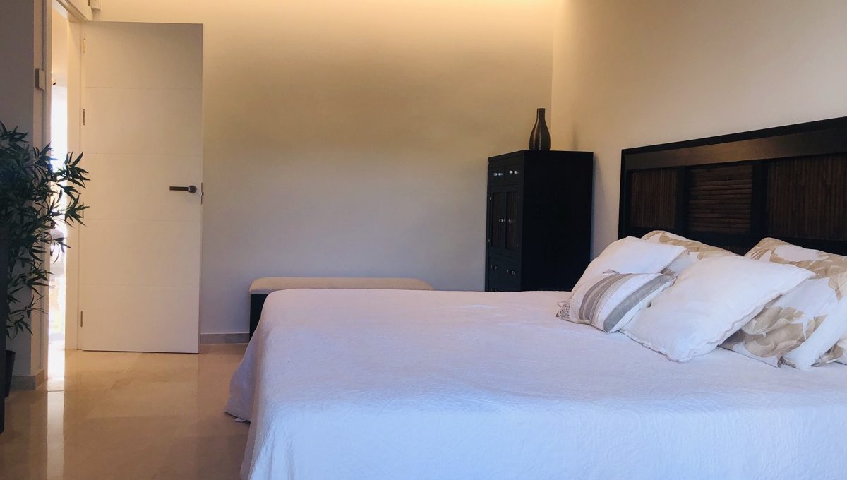 refurbished-duplex-penthouse-with-private-pool-img_1012