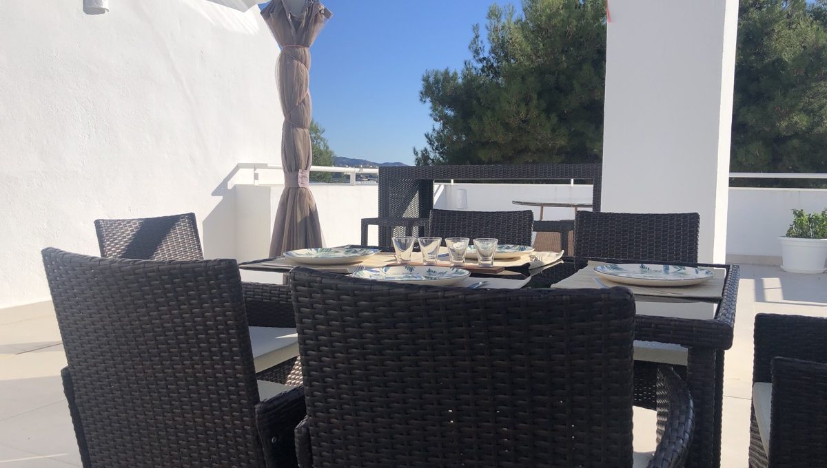 refurbished-duplex-penthouse-with-private-pool-img_1048