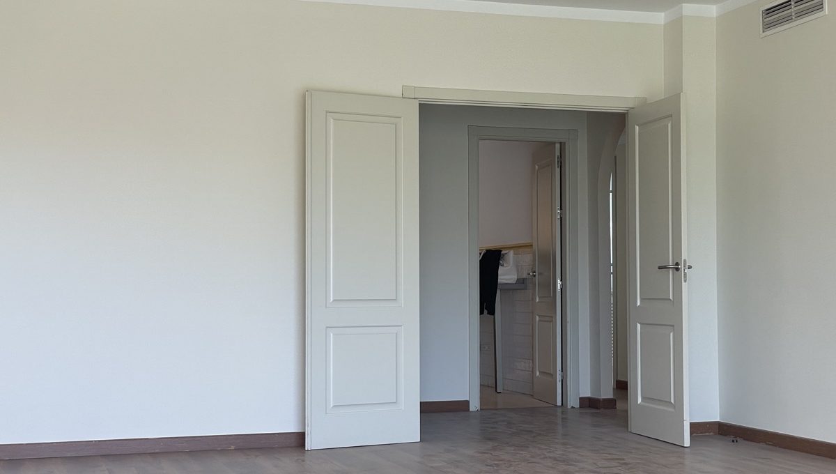 marbella-city-centre-beach-side-large-penthouse-for-sale-img_8263