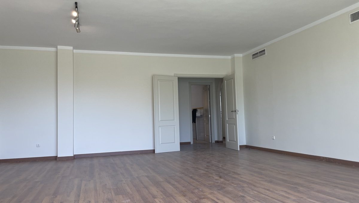 marbella-city-centre-beach-side-large-penthouse-for-sale-img_8264