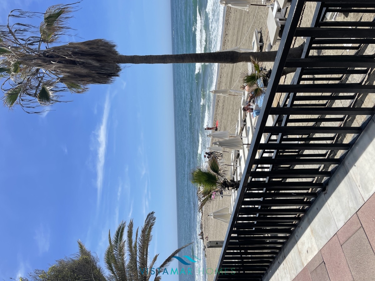 Marbella centro città, lato spiaggia gran attico in vendita