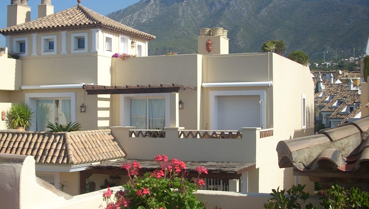 duplex-penthouse-in-nagueles-marbella-dscn0127