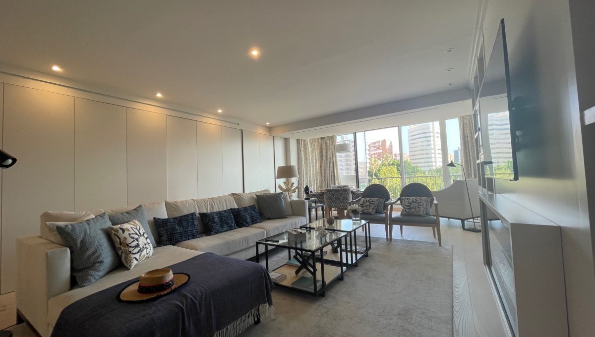 luxurious-apartment-in-malaga-centre-img_2265-1